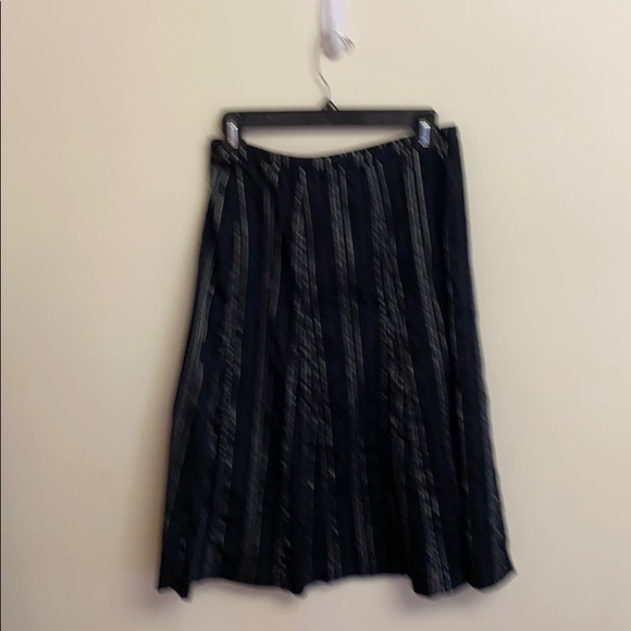 Doncaster Sport Skirt 2020-02 Size 4 - Picture 2 of 3